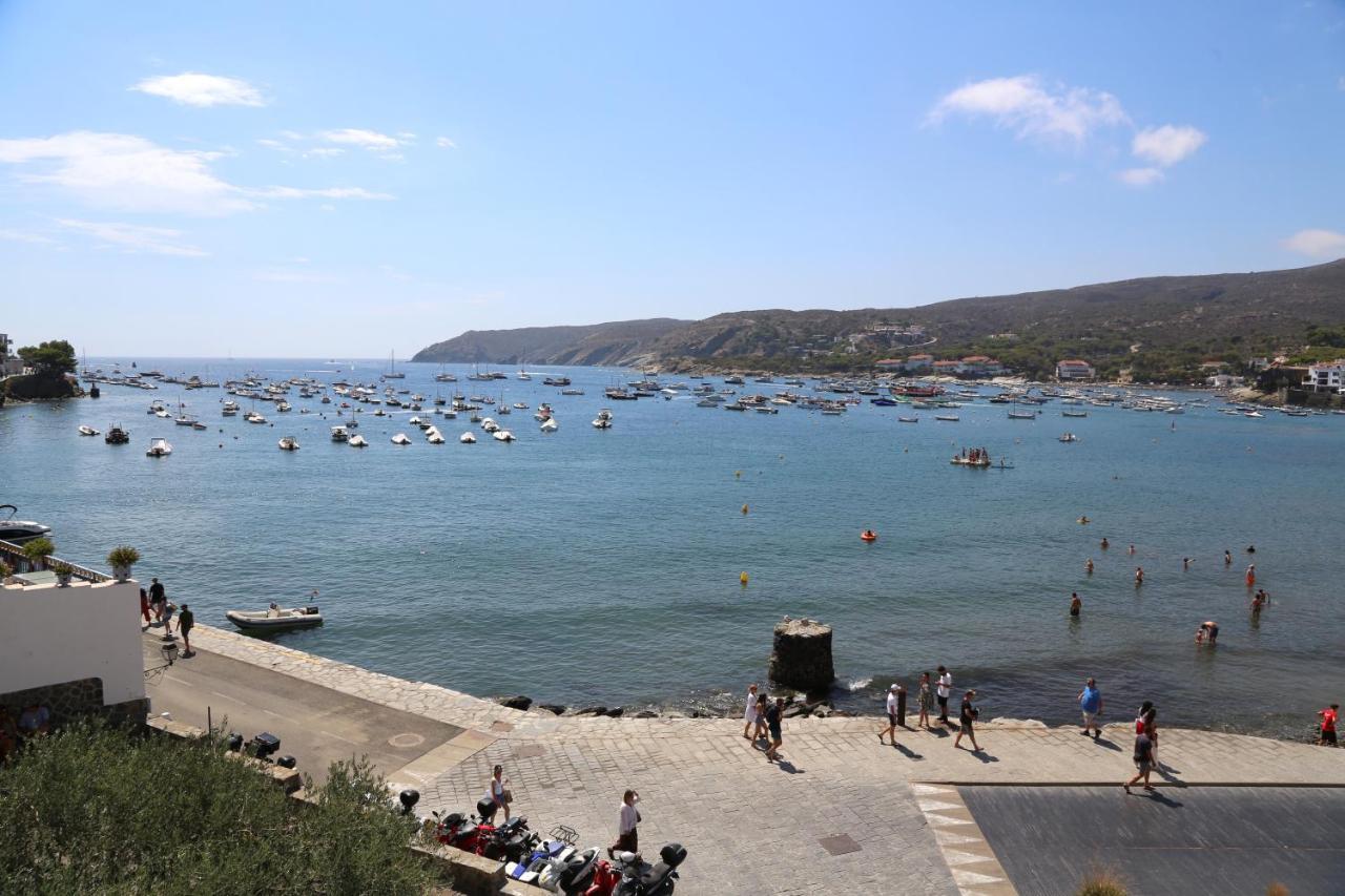 Can Set Cadaques Luaran gambar