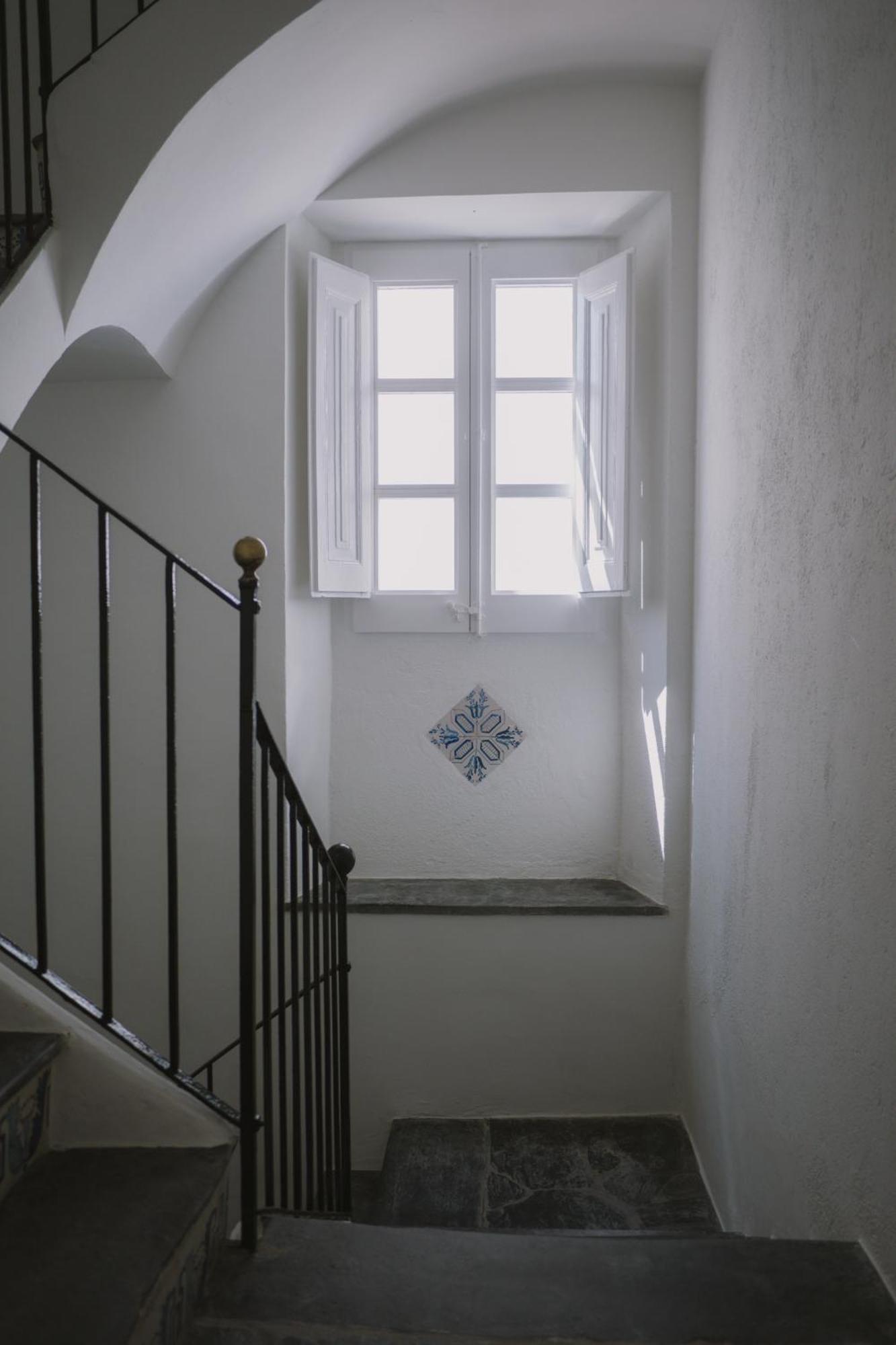 Can Set Cadaques Luaran gambar